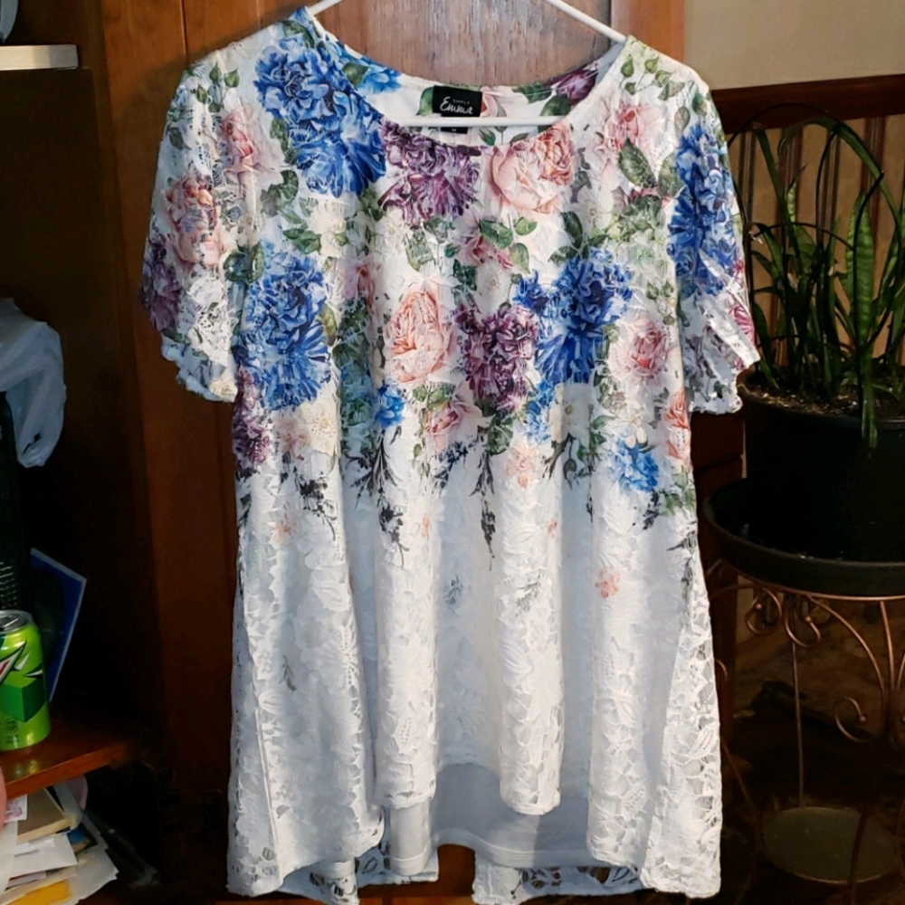 Simply Emma shirt. New.